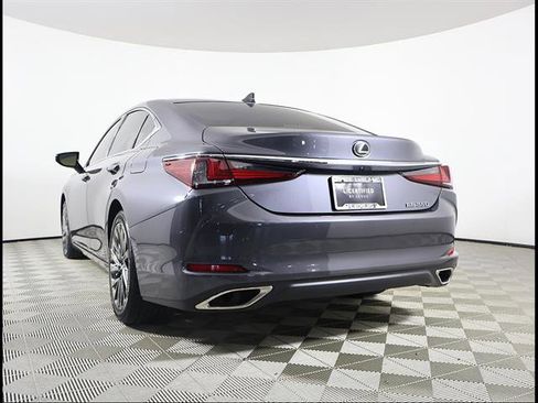 Certified 2025 Lexus ES 350 w/ Technology Package FWD image 4