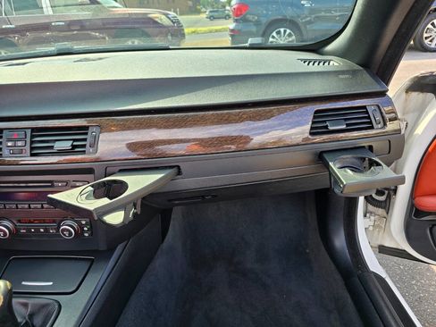 Used 2008 BMW M3 Convertible RWD image 33