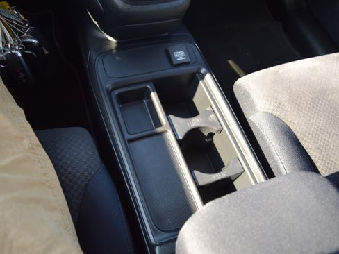 Used 2016 Honda CR-V LX image 16