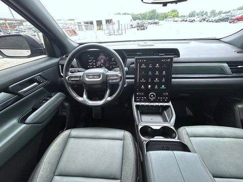 Used 2026 GMC Terrain AT4 w/ Convenience Package III AWD/4WD image 14
