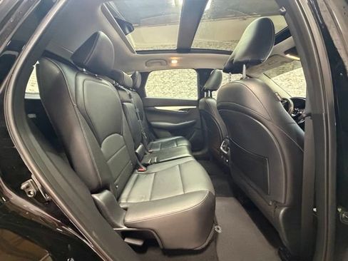 Used 2019 INFINITI QX50 Essential w/ Premium Heat Package AWD/4WD image 10