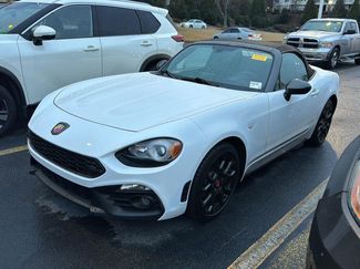 Used 2018 FIAT 124 Spider Abarth video 1
