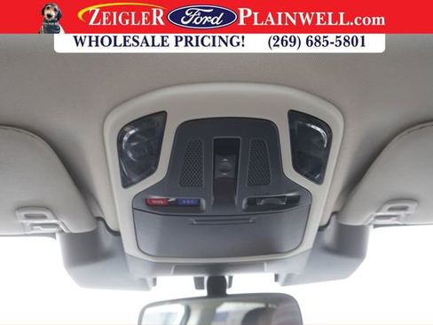 Used 2024 Subaru Outback Premium image 31