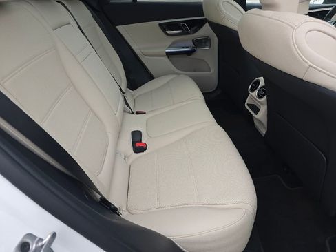 Used 2026 Mercedes-Benz GLC 300 GLC 300 image 22