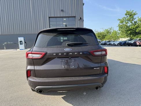 Used 2023 Ford Escape ST-Line w/ Tech Pack #1 AWD/4WD image 4