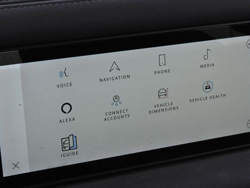 Used 2022 Land Rover Defender 110 X-Dynamic SE image 16