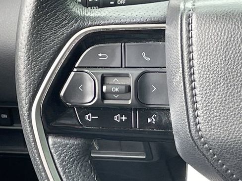 Used 2023 Toyota Tundra Limited w/ Power Package AWD/4WD image 11
