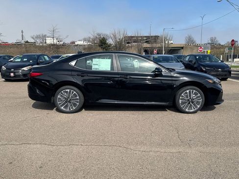 New 2026 Toyota Camry XLE AWD/4WD image 8