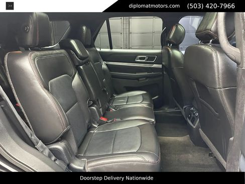 Used 2017 Ford Explorer Sport w/ Equipment Group 401A AWD/4WD image 21