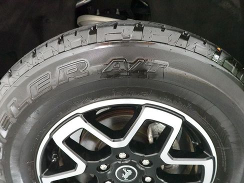 Certified 2025 Ford Bronco Outer Banks AWD/4WD image 36