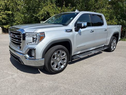 Used 2022 GMC Sierra 1500 SLT w/ SLT Premium Package AWD/4WD image 4