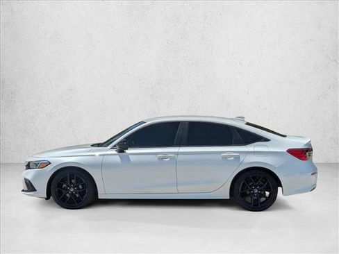 Used 2022 Honda Civic Sport image 9
