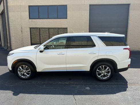 Used 2020 Hyundai Palisade SE AWD/4WD image 2