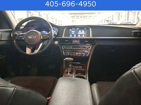 Used 2019 Kia Optima S image 12