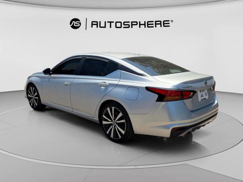 Used 2020 Nissan Altima 2.5 SR FWD image 6