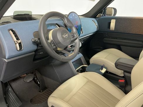 Certified 2025 MINI Cooper Countryman S image 21