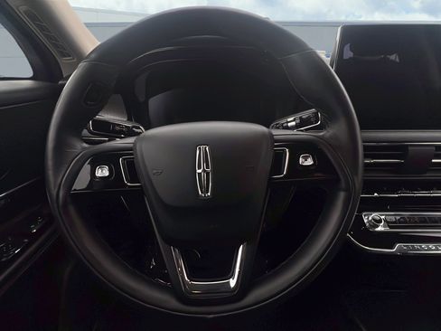 Used 2024 Lincoln Corsair Reserve w/ Equipment Group 201A image 15