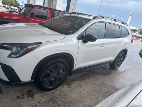 Used 2024 Subaru Ascent Onyx Edition image 26