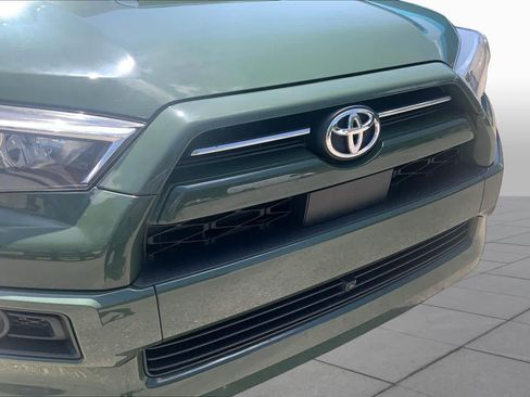 Used 2022 Toyota 4Runner TRD Sport w/ Technology Package RWD image 30