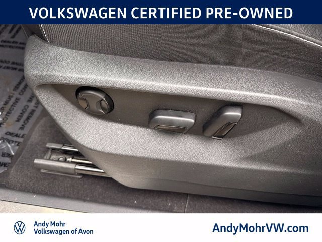 Used 2024 Volkswagen Atlas SE AWD/4WD image 14