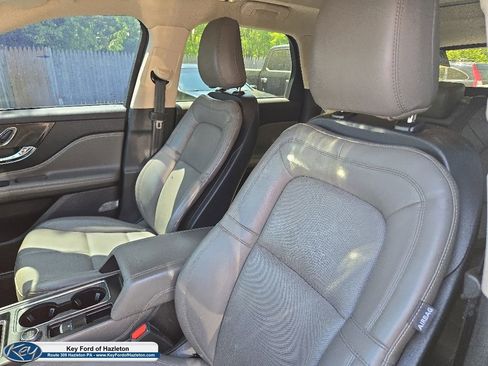 Used 2023 Lincoln Corsair AWD w/ Equipment Group 102A image 37
