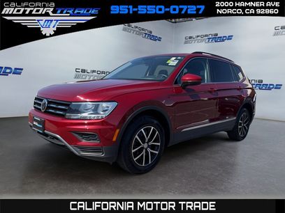 Used 2021 Volkswagen Tiguan SE w/ Panoramic Sunroof Package