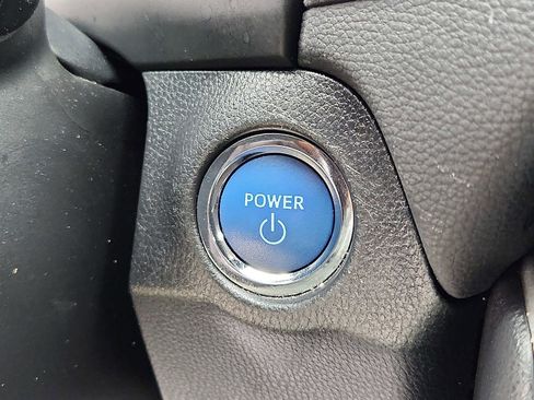 Used 2021 Toyota RAV4 XLE w/ XLE Grade Weather Package image 23