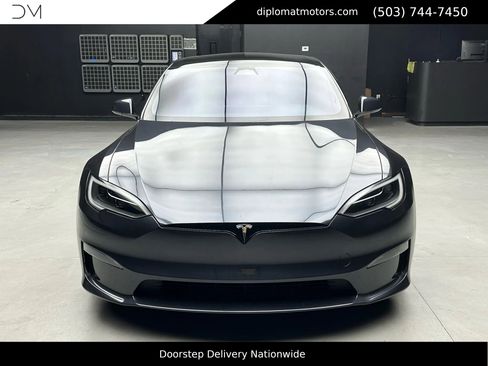Used 2024 Tesla Model S Plaid image 10