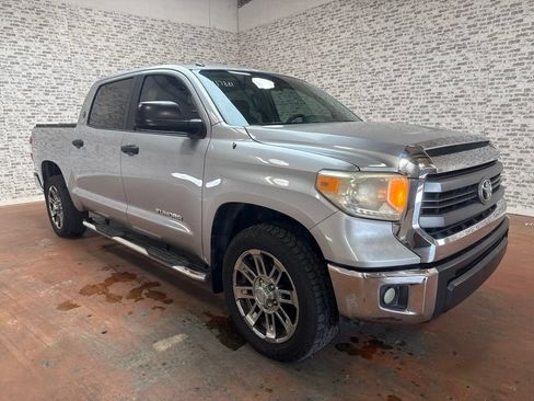 Used 2014 Toyota Tundra SR5 RWD image 1