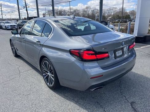 Used 2023 BMW 530e xDrive w/ Premium Package AWD/4WD image 9