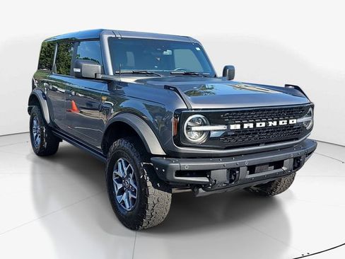 Certified 2025 Ford Bronco Badlands AWD/4WD image 1