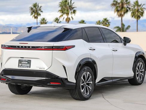 Used 2023 Lexus RZ 450e Premium w/ Technology Package image 7