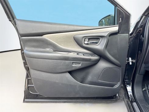 Used 2017 Nissan Murano Platinum w/ Platinum Technology Package image 17