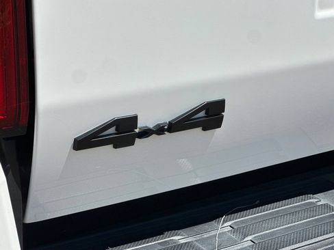 Used 2024 Toyota Tacoma TRD Off-Road AWD/4WD image 29