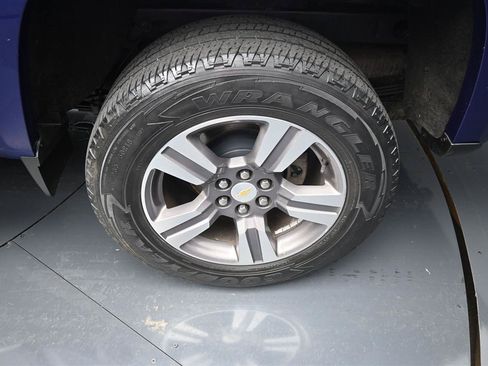 Used 2015 Chevrolet Colorado LT w/ Luxury Package RWD image 18