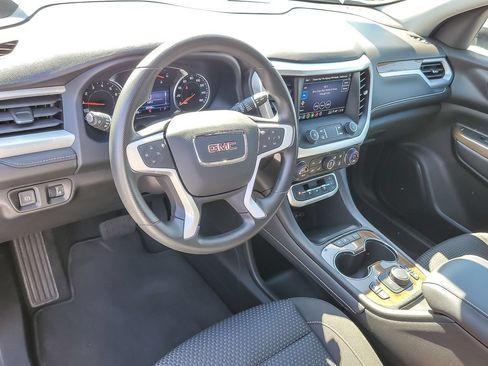 Certified 2023 GMC Acadia SLE w/ Driver Convenience Package AWD/4WD image 7