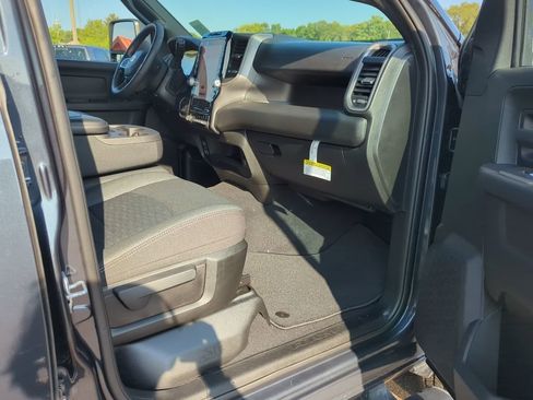 New 2026 RAM 3500 Tradesman image 36