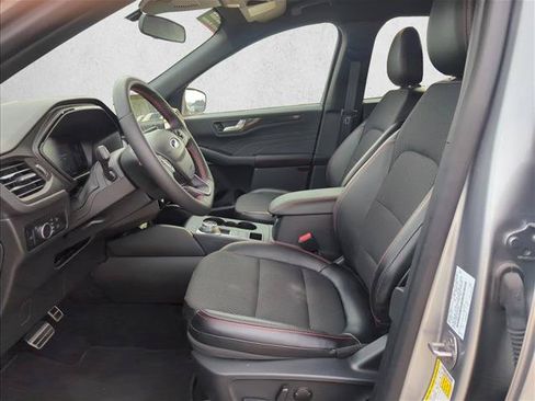 Used 2024 Ford Escape ST-Line w/ Tech Pack #1 FWD image 11