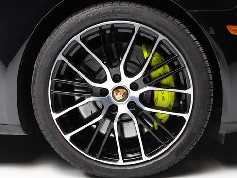 Used 2023 Porsche Panamera 4S Executive image 44