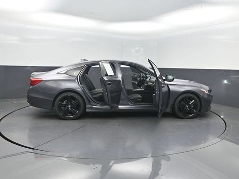 Used 2019 Honda Accord Sport image 43