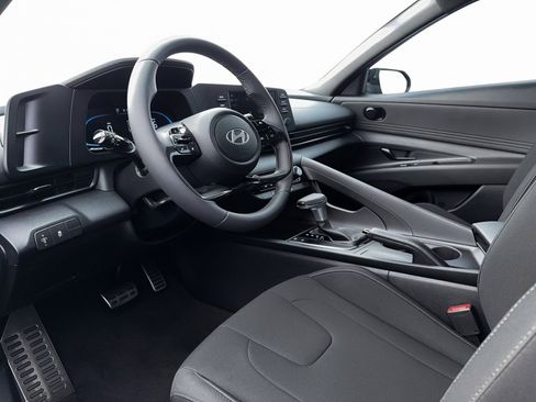 New 2026 Hyundai Elantra Sport FWD image 14