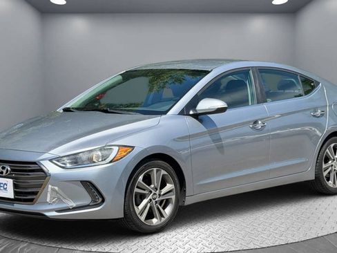 Used 2017 Hyundai Elantra Limited FWD image 4
