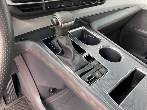 Used 2023 Toyota Sienna XSE w/ XSE Plus Package image 32