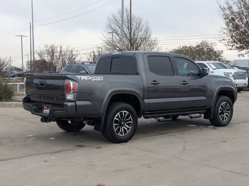 Used 2023 Toyota Tacoma TRD Sport image 6