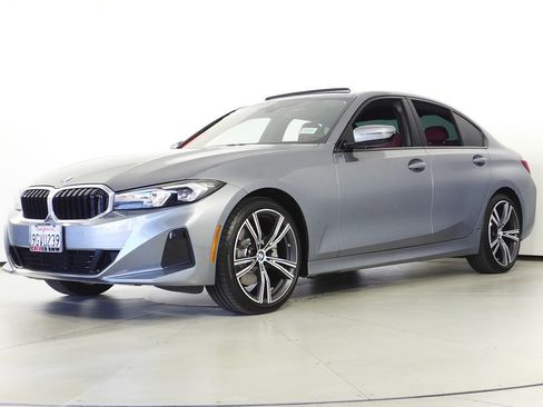 Used 2023 BMW 330i Sedan w/ Premium Package RWD image 2