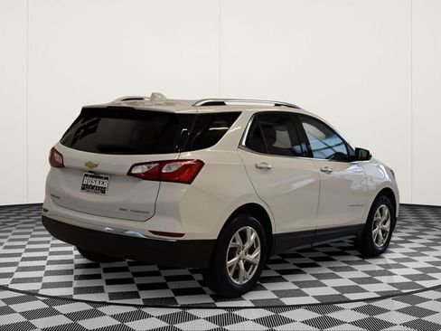 Used 2021 Chevrolet Equinox Premier AWD/4WD image 4