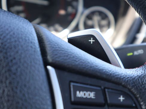 Used 2017 BMW 330i Sedan w/ Premium Package image 24