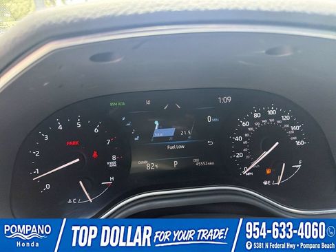 Used 2021 Toyota Avalon XLE w/ Moonroof Package FWD image 27