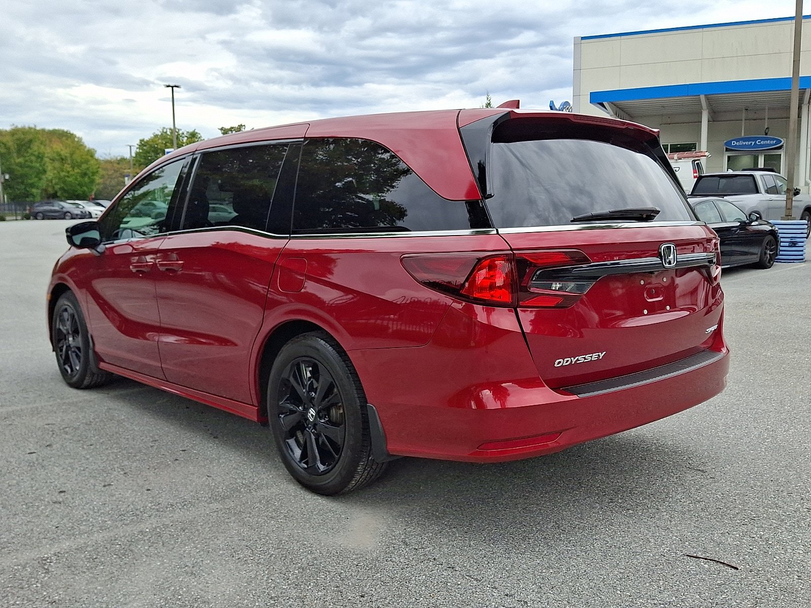 Used 2023 Honda Odyssey Sport image 4