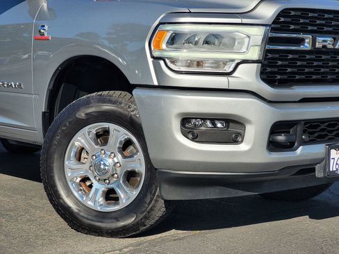 Used 2022 RAM 2500 Big Horn w/ Level C Equiment Group AWD/4WD image 11